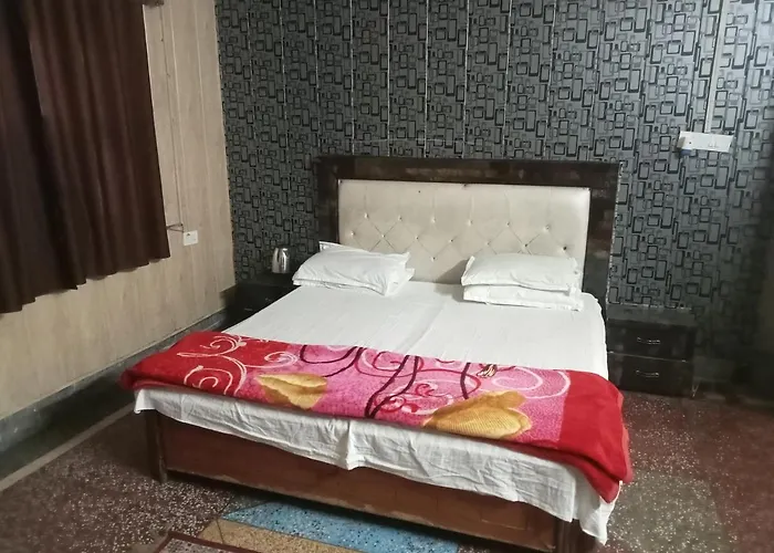 Somnath Guest House