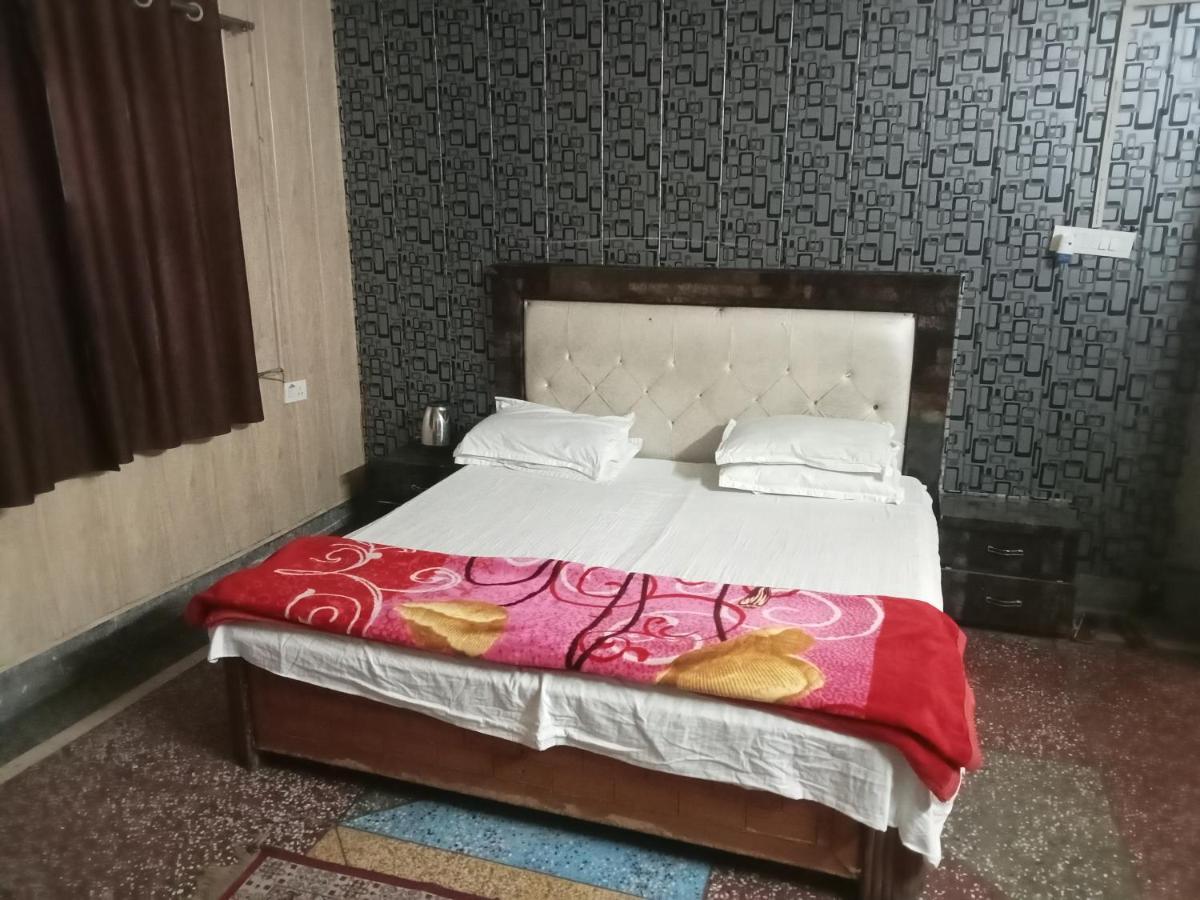 Somnath Guest house Vrindavan