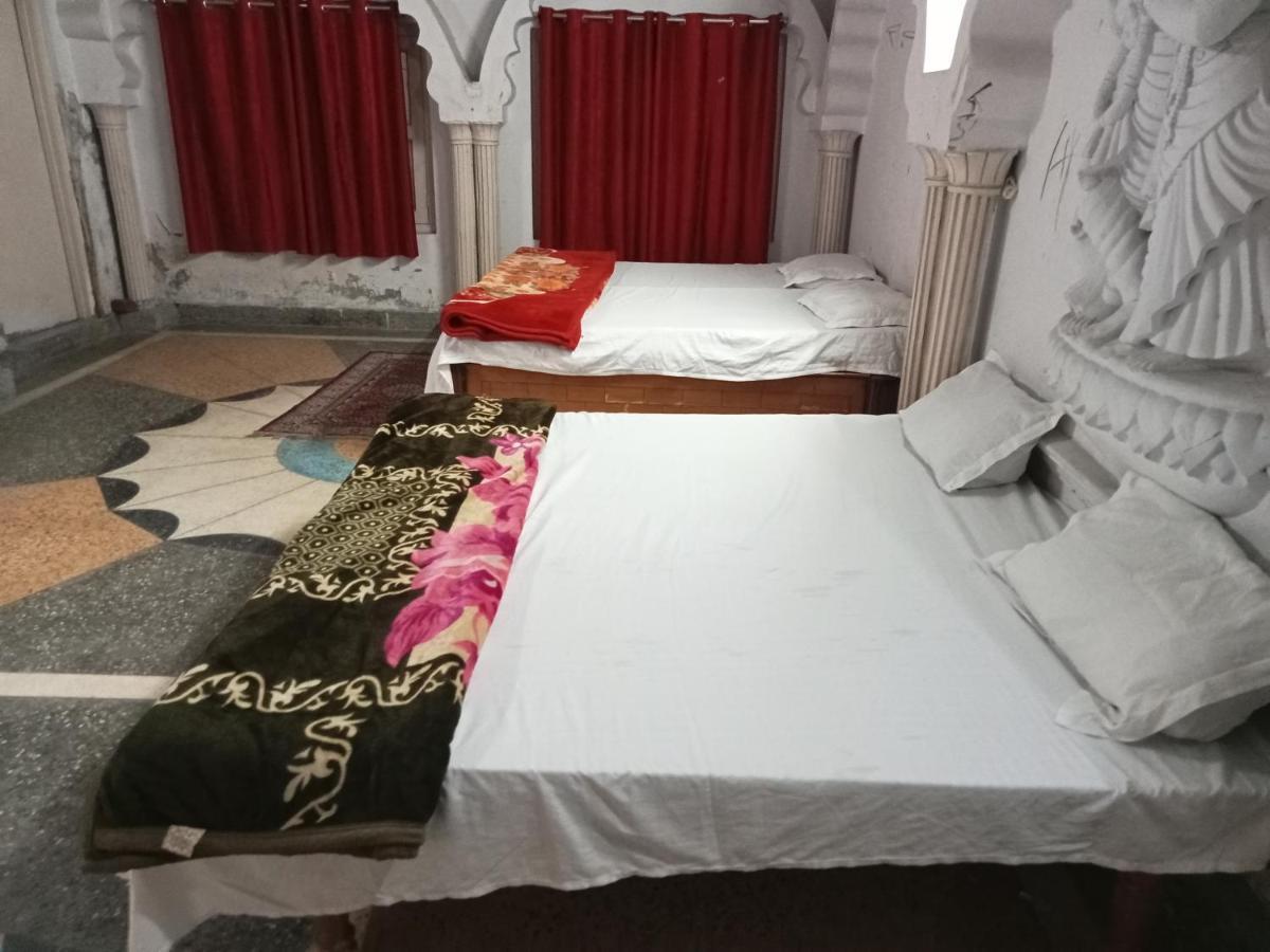 Guest house Somnath *